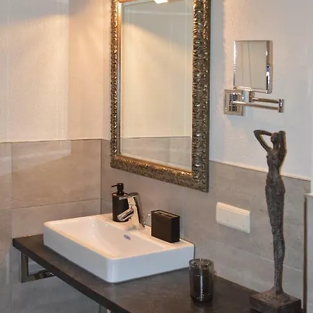 ゲストハウス Vinotel Dollt-kern Flemlingen