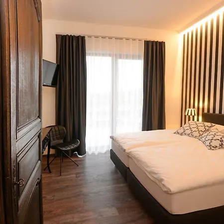 Vinotel Dollt-kern 3*