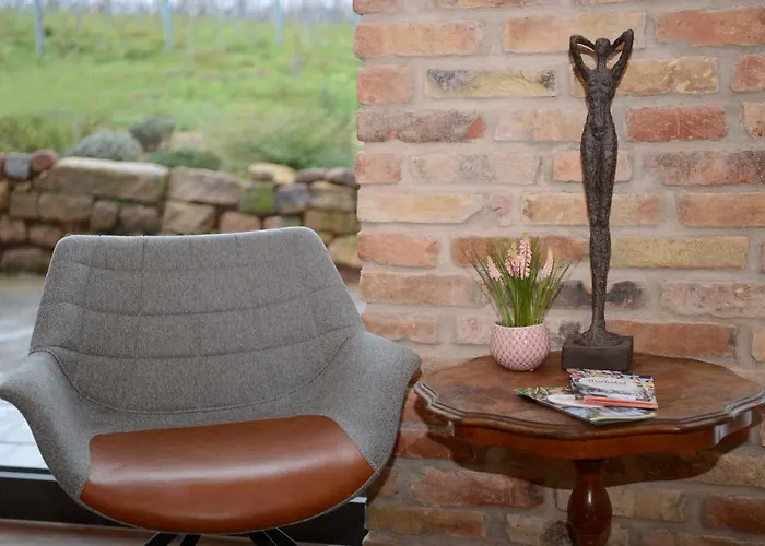 Vinotel Dollt-kern בית הארחה 3*